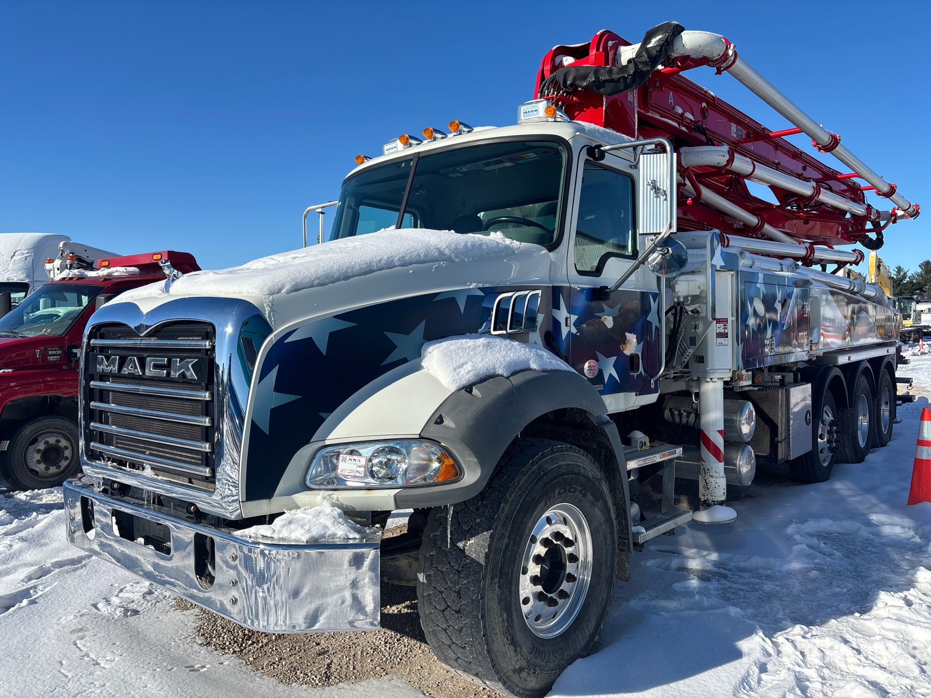 Heavy Trucks & Trailers